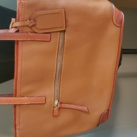 Dooney & Bourke Bag - like new! - Picture 7 of 8